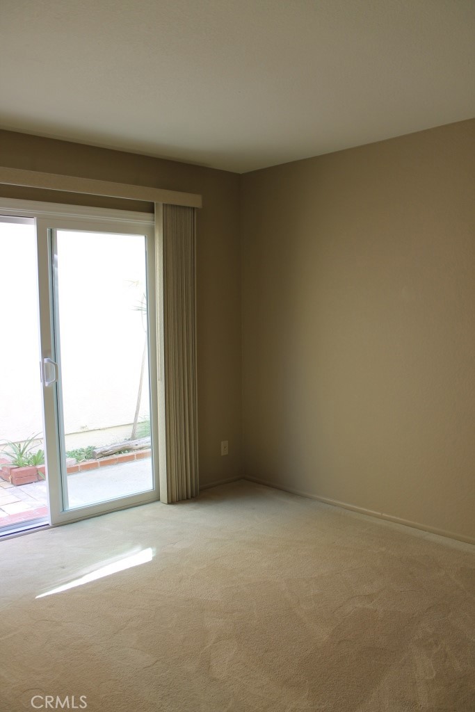 MLS #OC25244918 image #17