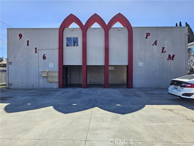 Image 2 of 38 For 9116 Palm Street