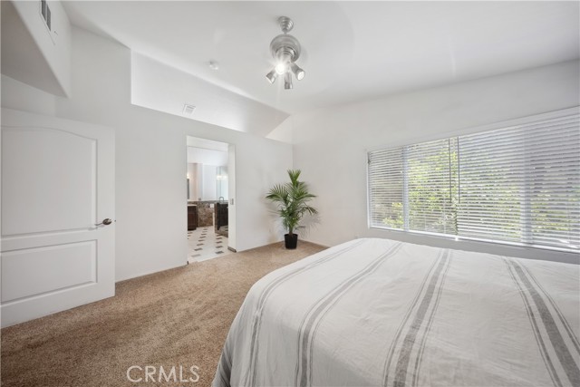 27628 Deerfield Lane, Valencia CA: https://media.crmls.org/medias/97e69d96-e314-42cf-9b5d-55a4099aab5d.jpg