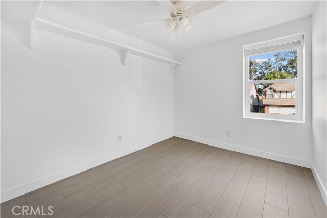 Detail Gallery Image 27 of 42 For 26921 Terri Dr, Canyon Country,  CA 91351 - 3 Beds | 2/1 Baths