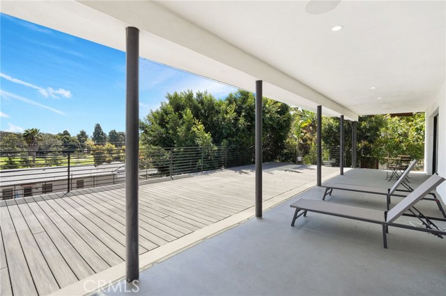 Detail Gallery Image 14 of 25 For 1812 Navy, Santa Monica,  CA 90405 - 5 Beds | 3 Baths