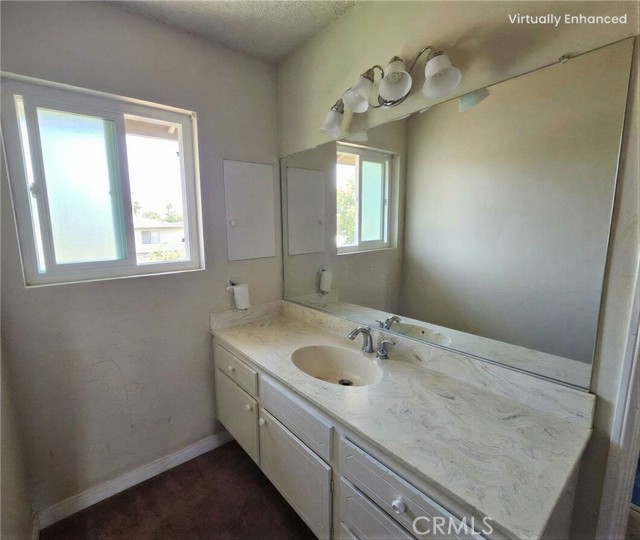 Detail Gallery Image 17 of 28 For 4718 Woodbend, San Bernardino,  CA 92407 - 2 Beds | 2 Baths
