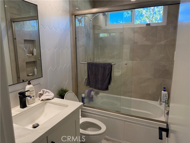 Detail Gallery Image 5 of 13 For 9 Rue Brittany, Lake Forest,  CA 92610 - 3 Beds | 2/1 Baths