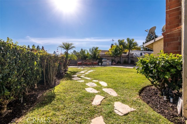 Another great shot of the large usable hard to find lot.