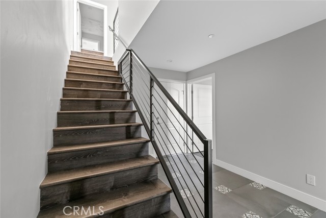 Detail Gallery Image 13 of 37 For 14438 Tiara St, Sherman Oaks,  CA 91401 - 3 Beds | 2/1 Baths