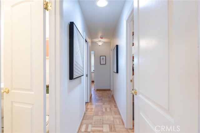 2054 Pattiz Avenue, Long Beach CA: https://media.crmls.org/medias/97e94188-3319-47ec-be3b-14eb1eba1a1a.jpg