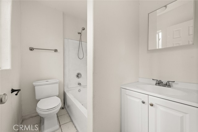 Detail Gallery Image 18 of 54 For 1120 1124 E Hellman St, Long Beach,  CA 90813 - – Beds | – Baths