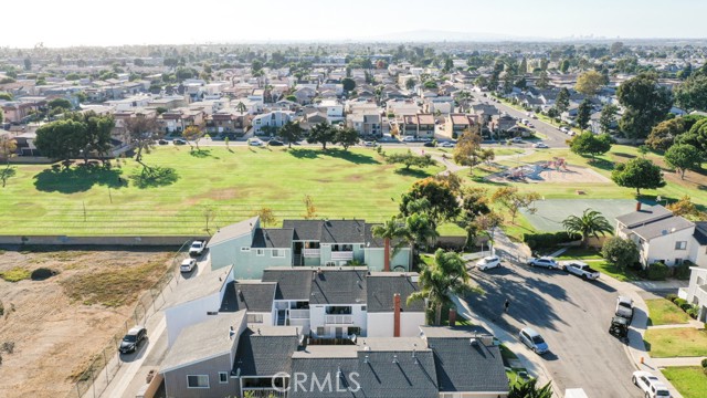 Detail Gallery Image 14 of 39 For 4822 Neely Cir, Huntington Beach,  CA 92649 - – Beds | – Baths