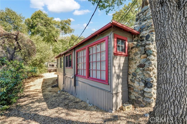 Detail Gallery Image 13 of 17 For 2690 Carmel Ave, Clearlake,  CA 95424 - 2 Beds | 1 Baths