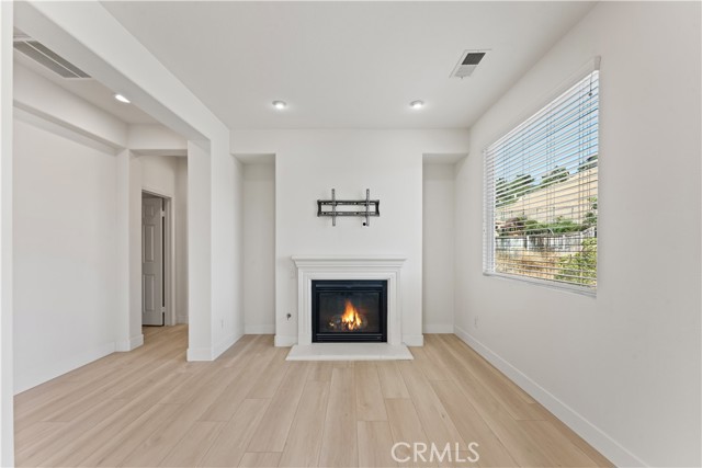 Detail Gallery Image 27 of 41 For 16395 Ridge Field, Riverside,  CA 92503 - 5 Beds | 4 Baths