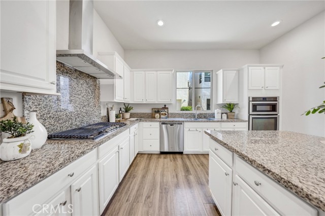 Detail Gallery Image 14 of 49 For 104 Interval, Irvine,  CA 92618 - 3 Beds | 2/1 Baths