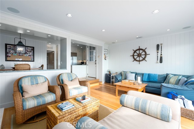 97ef10c3 767f 40a5 A102 14b4c536390b