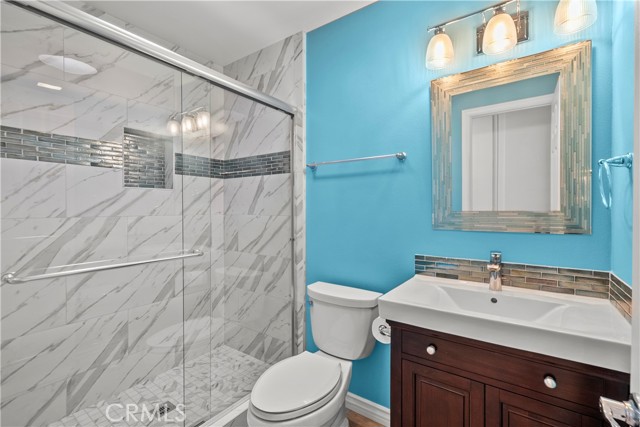 Detail Gallery Image 24 of 45 For 19366 Avenue of the Oaks, Newhall,  CA 91321 - 2 Beds | 2 Baths