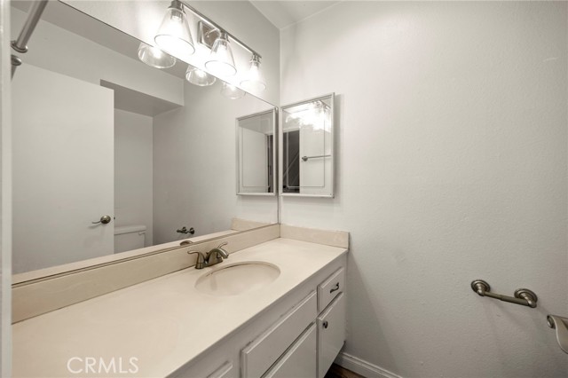 Detail Gallery Image 20 of 25 For 7150 Carlson Cir #21,  Canoga Park,  CA 91303 - 2 Beds | 1/1 Baths