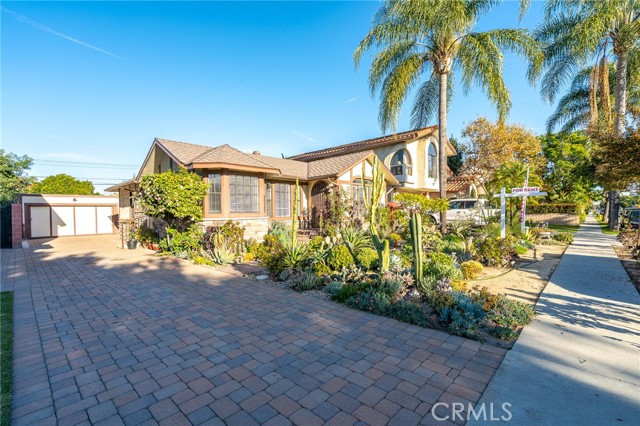 Detail Gallery Image 8 of 38 For 8543 6th, Downey,  CA 90241 - 3 Beds | 2 Baths