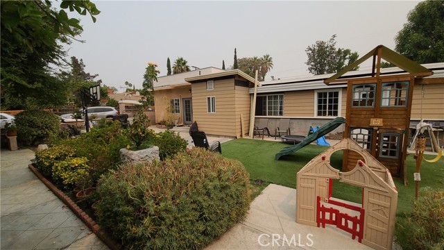 Detail Gallery Image 28 of 50 For 8335 Sparton Ave, Panorama City,  CA 91402 - 7 Beds | 6 Baths