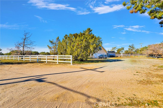Detail Gallery Image 56 of 69 For 11062 Hollister Rd, Oak Hills,  CA 92344 - 4 Beds | 3 Baths