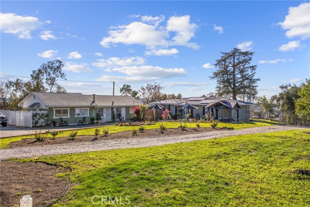 Detail Gallery Image 2 of 49 For 33574 Washington Dr, Yucaipa,  CA 92399 - 6 Beds | 4 Baths