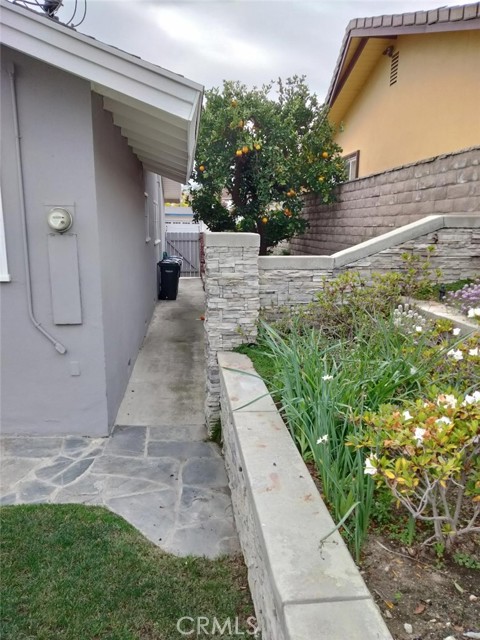 1831 Santa Rena Drive, Rancho Palos Verdes, California 90275, 4 Bedrooms Bedrooms, ,2 BathroomsBathrooms,Residential,Sold,Santa Rena,IG22005181