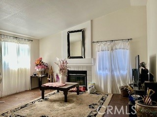 Detail Gallery Image 11 of 18 For 40350 Wood Ct, Palmdale,  CA 93551 - 3 Beds | 2 Baths