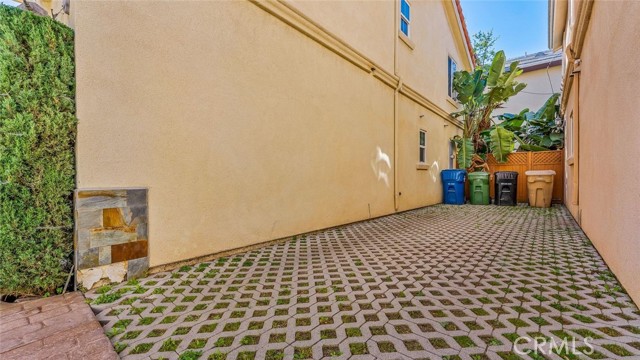 Detail Gallery Image 37 of 41 For 13769 13969 Cordary Ave, Hawthorne,  CA 90250 - 4 Beds | 2/1 Baths