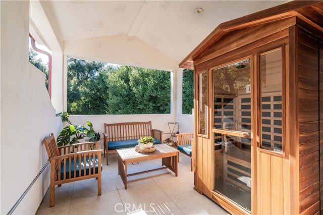 Detail Gallery Image 15 of 54 For 6451 Chesebro Rd, Agoura Hills,  CA 91301 - 6 Beds | 6/1 Baths