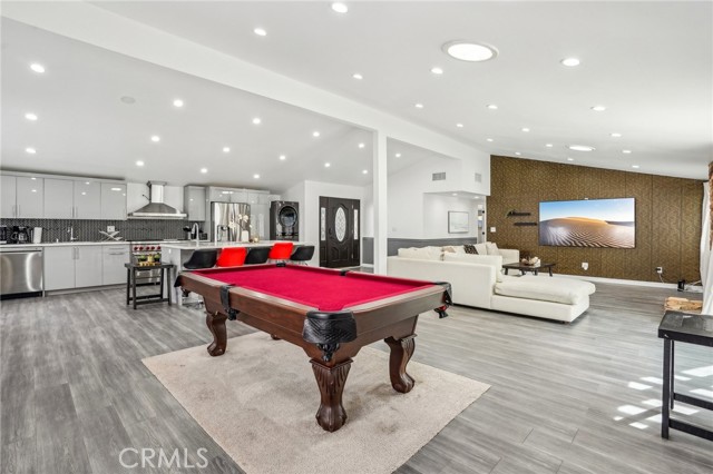 5633 Rawlings Avenue, Woodland Hills CA: https://media.crmls.org/medias/97f6389b-82cc-46bb-a1e0-9bbfe779d4fc.jpg