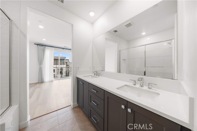 Detail Gallery Image 40 of 74 For 312 Tank, Irvine,  CA 92618 - 3 Beds | 3/1 Baths