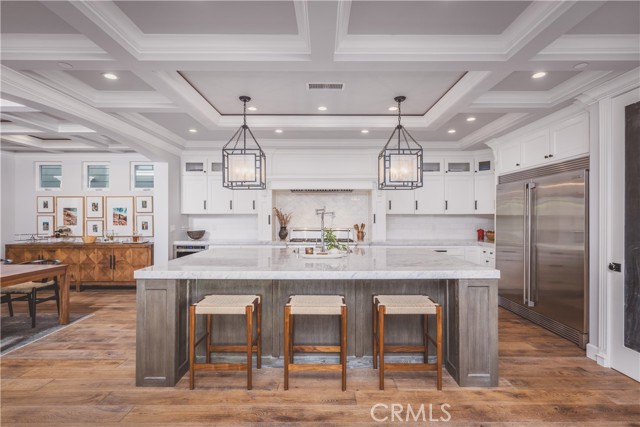 Detail Gallery Image 15 of 39 For 717 35th St, Manhattan Beach,  CA 90266 - 4 Beds | 4/2 Baths