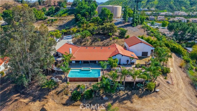 Detail Gallery Image 35 of 69 For 30861 Blackhorse Dr, Canyon Lake,  CA 92587 - 4 Beds | 2/1 Baths