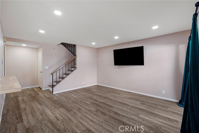 8165 Woodland Dr, Buena Park CA: https://media.crmls.org/medias/97f6f22e-45a3-4fb6-b5f7-05fa17315567.jpg