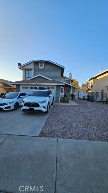 Detail Gallery Image 4 of 5 For 13589 Red Mahogany Dr, Moreno Valley,  CA 92553 - 4 Beds | 2/1 Baths