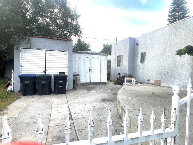 354 West Acacia Avenue photo 4