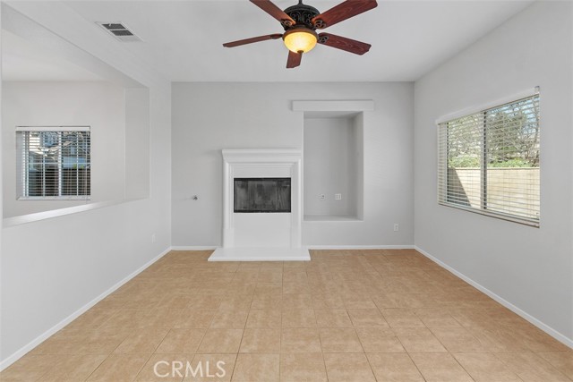 Detail Gallery Image 7 of 42 For 35700 Emily, Murrieta,  CA 92563 - 3 Beds | 2/1 Baths