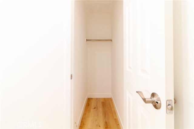 2123 Navarro Avenue, Altadena CA: https://media.crmls.org/medias/97f8aee6-6f0d-4b27-a490-1357470cc30e.jpg