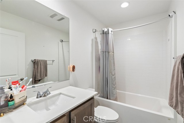 Detail Gallery Image 22 of 44 For 29244 Date Palm, Lake Elsinore,  CA 92530 - 4 Beds | 3 Baths