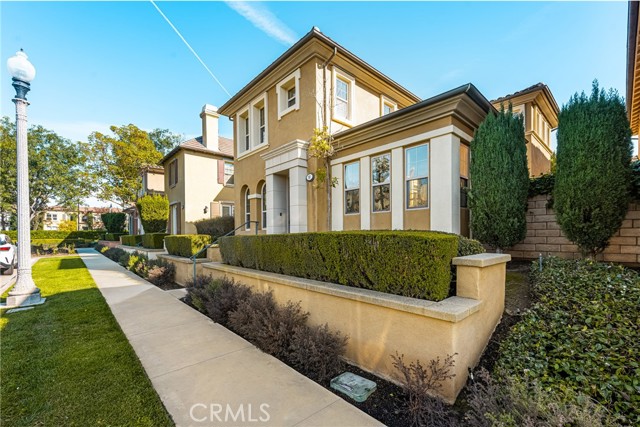 Detail Gallery Image 3 of 56 For 97 Twin Gables, Irvine,  CA 92620 - 4 Beds | 3 Baths