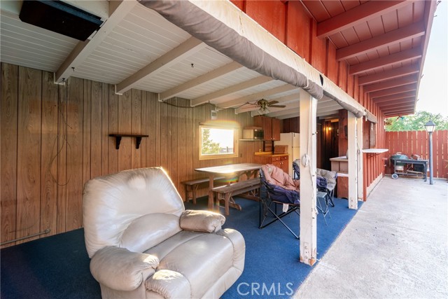 4899 Glenwood Drive, Riverside CA: https://media.crmls.org/medias/97fa0aac-a6da-417a-a1fa-90b52de3ca4d.jpg
