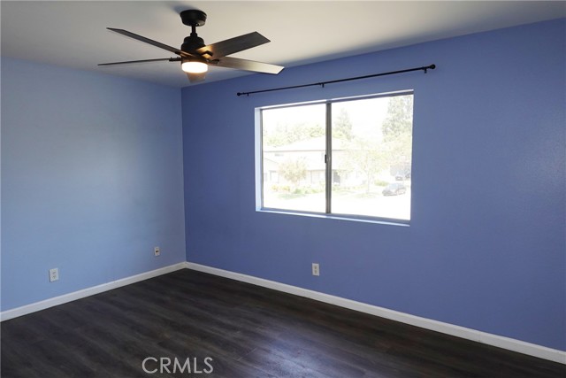 Detail Gallery Image 24 of 39 For 2033 Calle La Sombra #2,  Simi Valley,  CA 93063 - 2 Beds | 1 Baths