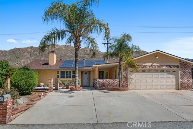 20410 Little Julies Way, Riverside CA: https://media.crmls.org/medias/97fb21b4-e4aa-42ad-8b65-81fd12472f97.jpg