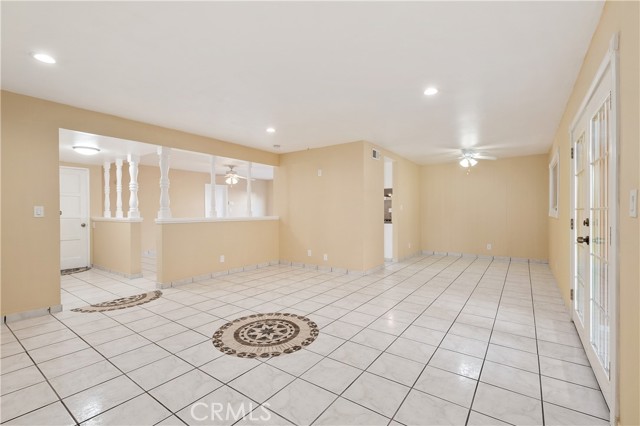 2090 Sycamore Drive, Simi Valley CA: https://media.crmls.org/medias/97fb6979-e3f9-4a3c-b55c-010e47af61fd.jpg