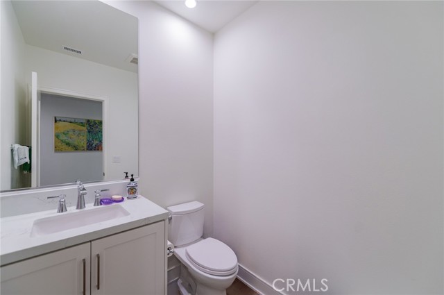 Detail Gallery Image 20 of 34 For 116 Imagination Trl, Irvine,  CA 92620 - 4 Beds | 3/1 Baths