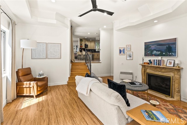 11145 Sunshine Terrace, Studio City CA: https://media.crmls.org/medias/97fc2ba7-e0b8-48c9-b6e3-d650f1f286c5.jpg
