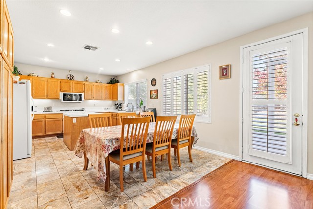 Detail Gallery Image 11 of 37 For 8705 E Running Springs, Anaheim,  CA 92808 - 4 Beds | 3 Baths