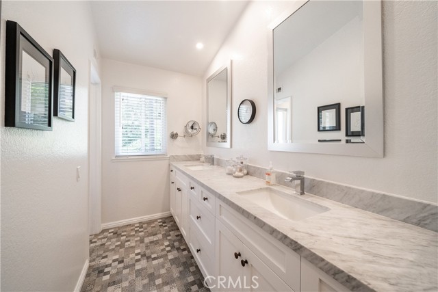 Detail Gallery Image 28 of 51 For 27585 Carballo, Mission Viejo,  CA 92692 - 4 Beds | 3 Baths