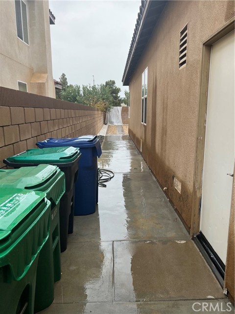 Detail Gallery Image 6 of 28 For 6025 W Avenue K9, Lancaster,  CA 93536 - 4 Beds | 3 Baths