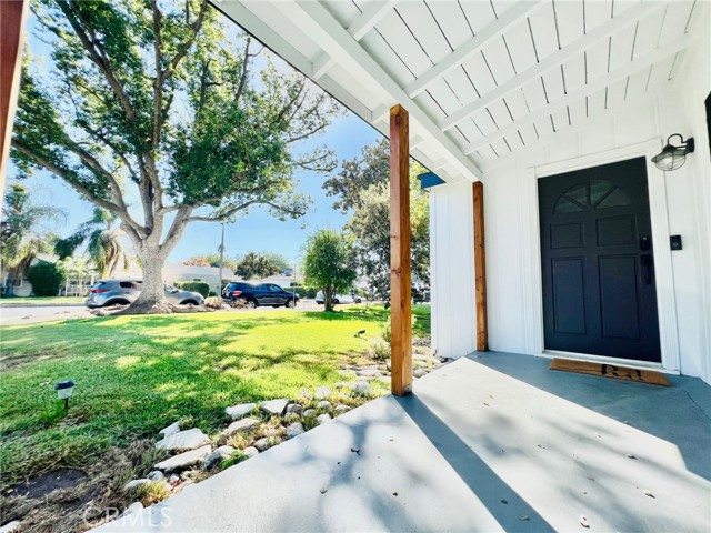 1037 North Rose Street photo 2