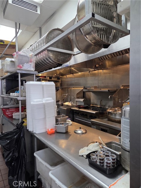 120 N San Gabriel Boulevard, San Gabriel CA: https://media.crmls.org/medias/97fe650f-08dc-4dc0-be9c-4ec826195213.jpg