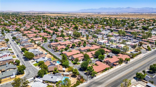 43743 Frieda Court, Lancaster CA: https://media.crmls.org/medias/97fe8ae5-4c83-4903-8172-b25cb6caacf4.jpg