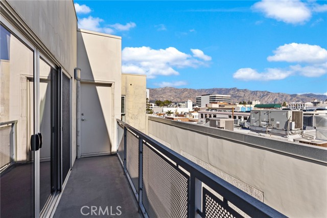 Detail Gallery Image 13 of 19 For 159 W Green, Pasadena,  CA 91105 - 1 Beds | 1 Baths